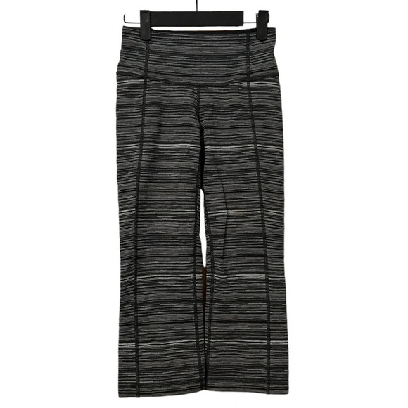 LULULEMON GATHER AND GROW CROP LEGGINGS - Picture 2 of 4
